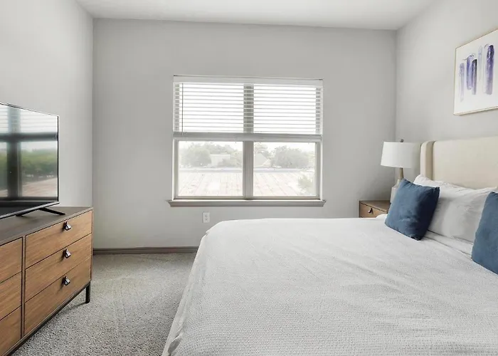 Apartment Landing Beautiful 1bd Game Pool *
