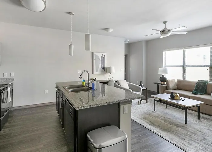 Apartment Landing Beautiful 1bd Game Pool