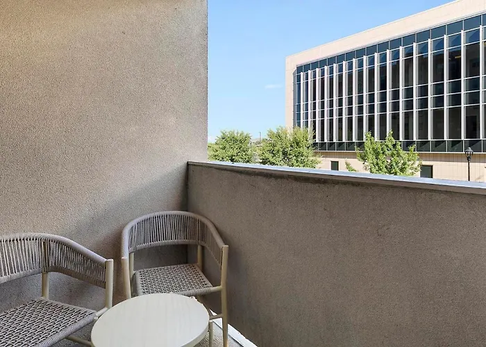 Landing Beautiful 1bd Game Pool Apartment Fort Worth